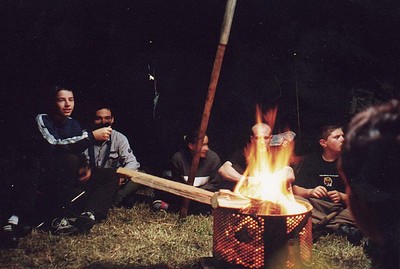 Lagerfeuerrunde auf dem Pfingstlager